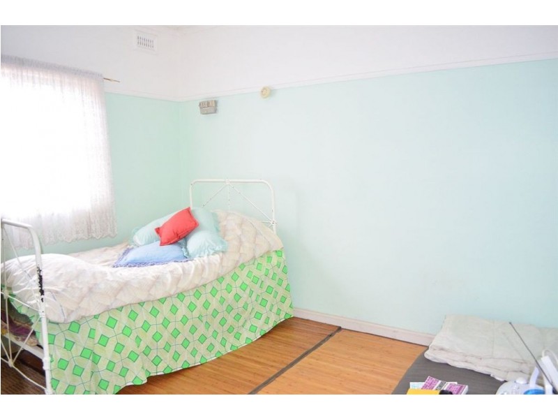 28 Strelden Avenue, Oakleigh East VIC 3166