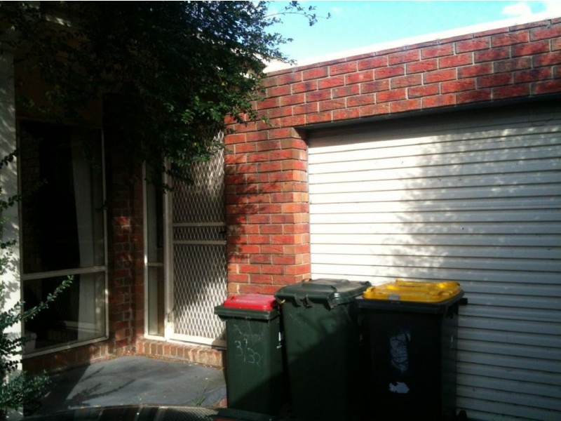 3/32 Dennis Street, Clayton VIC 3168