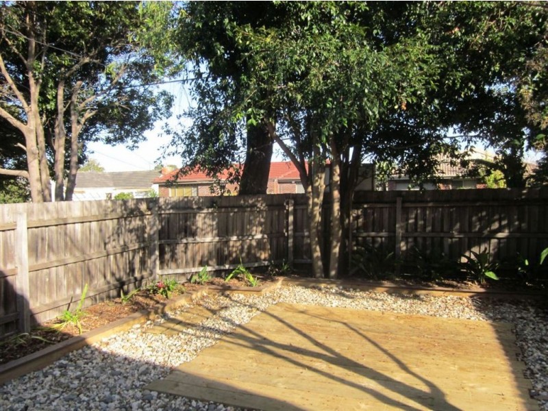 1/25 First Street, Clayton South VIC 3169