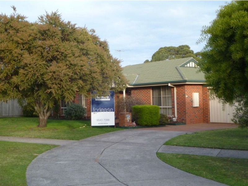 2/12 Bertrand Close, Berwick VIC 3806