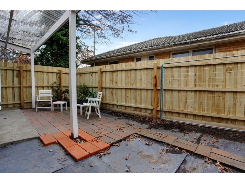 2/5 Burton Avenue, Clayton VIC 3168