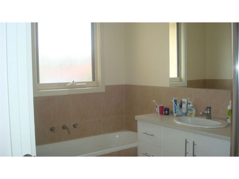 18 Dooga Street, Clayton VIC 3168