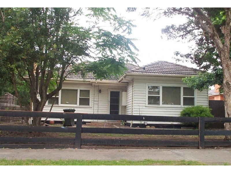 88 Browns Road, Clayton VIC 3168