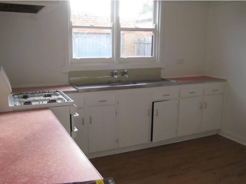 17 Stewart Road, Oakleigh East VIC 3166