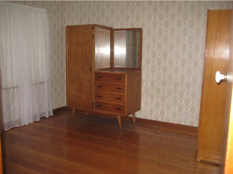 17 Stewart Road, Oakleigh East VIC 3166