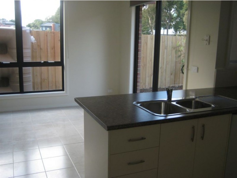 1/52 Beddoe Avenue, Clayton VIC 3168