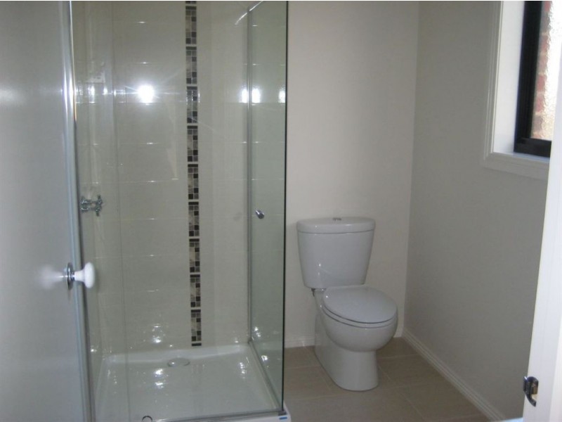 2/52 Beddoe Avenue, Clayton VIC 3168