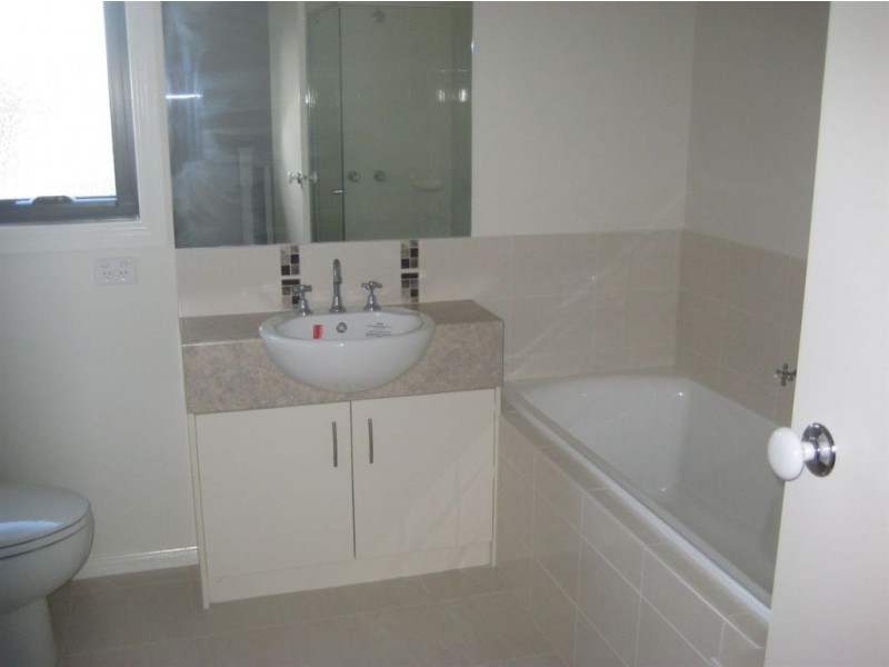 2/52 Beddoe Avenue, Clayton VIC 3168