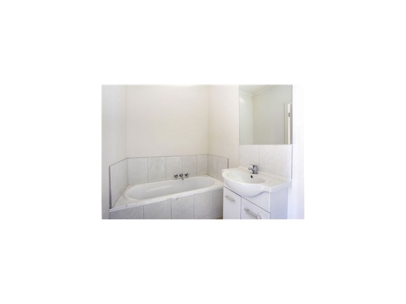 4/61-63 Kanooka Grove, Clayton VIC 3168