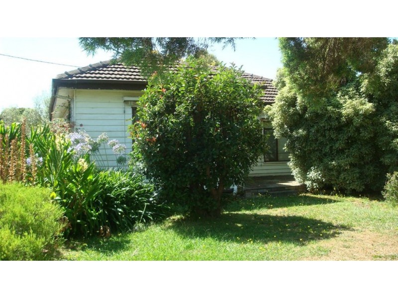 10 Koonawarra Street, Clayton VIC 3168