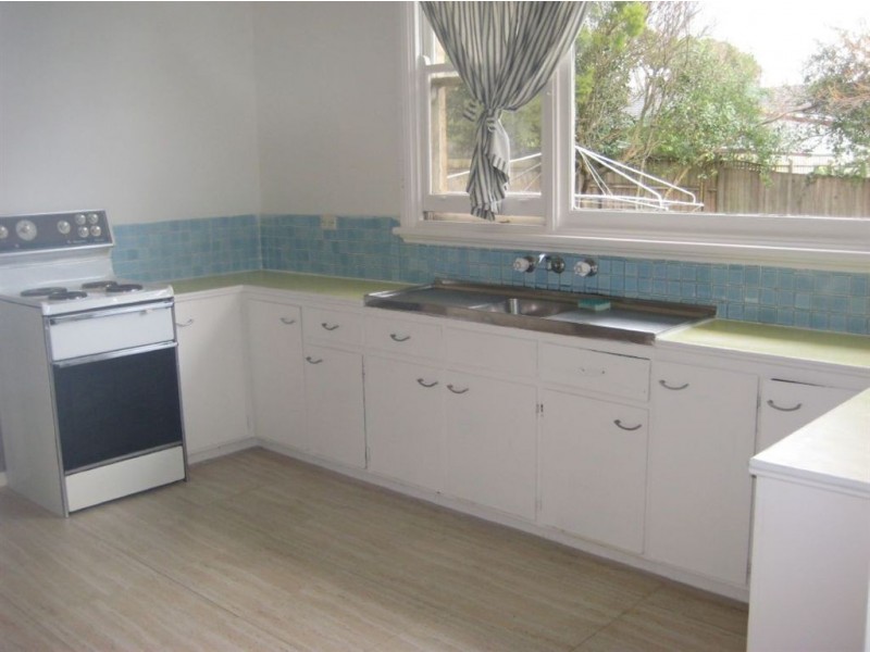 38 Kirstina Road, Glen Waverley VIC 3150