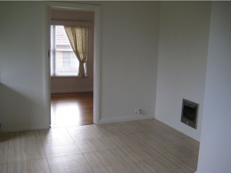 38 Kirstina Road, Glen Waverley VIC 3150