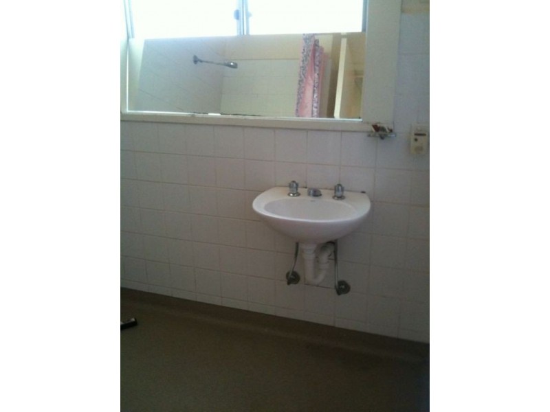 1/127 Moriah Street, Clayton VIC 3168