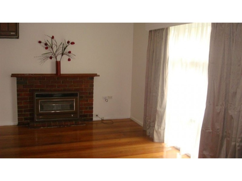 42 Main Road, Clayton South VIC 3169