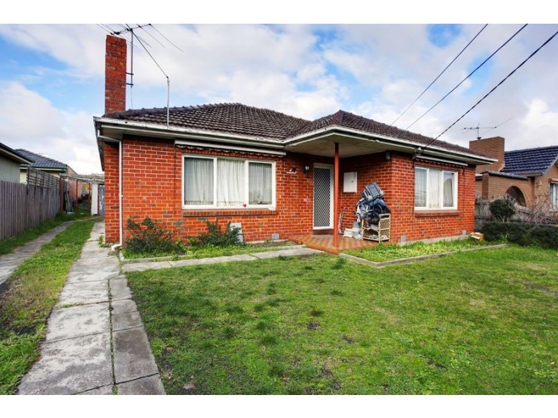 4 McGregor Street, Clayton VIC 3168