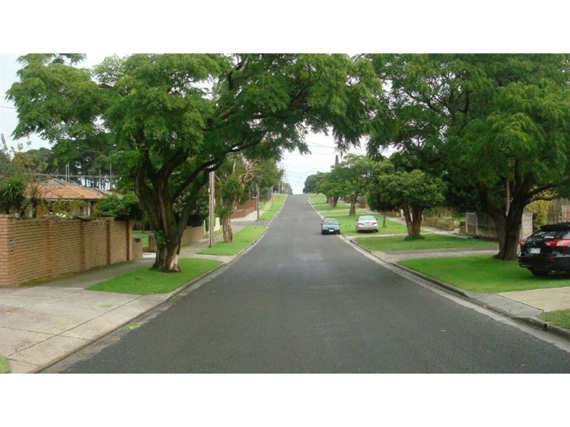 31 Worsley Avenue, Clayton South VIC 3169