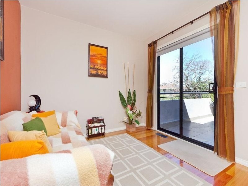 15 Derring Lane, Cheltenham VIC 3192