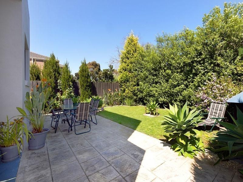 15 Derring Lane, Cheltenham VIC 3192