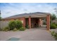 2/4 Lyons Court, Dandenong North VIC 3175