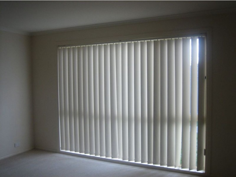 19 Bellevue Drive, Berwick VIC 3806