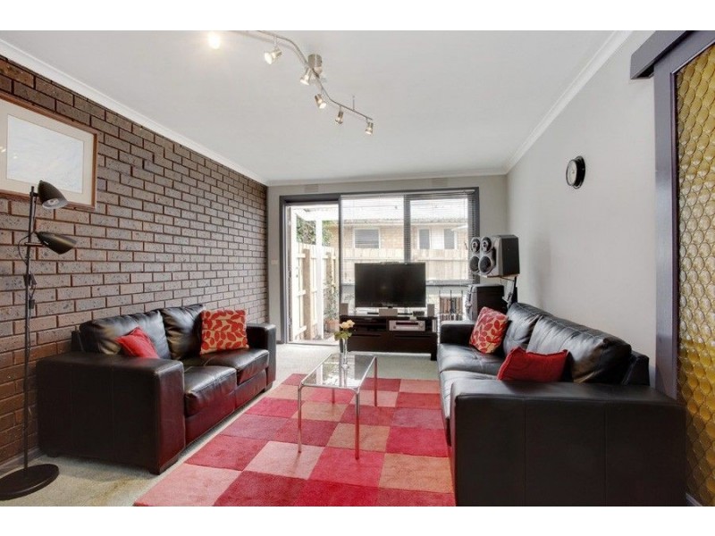 2/5 Burton Avenue, Clayton VIC 3168