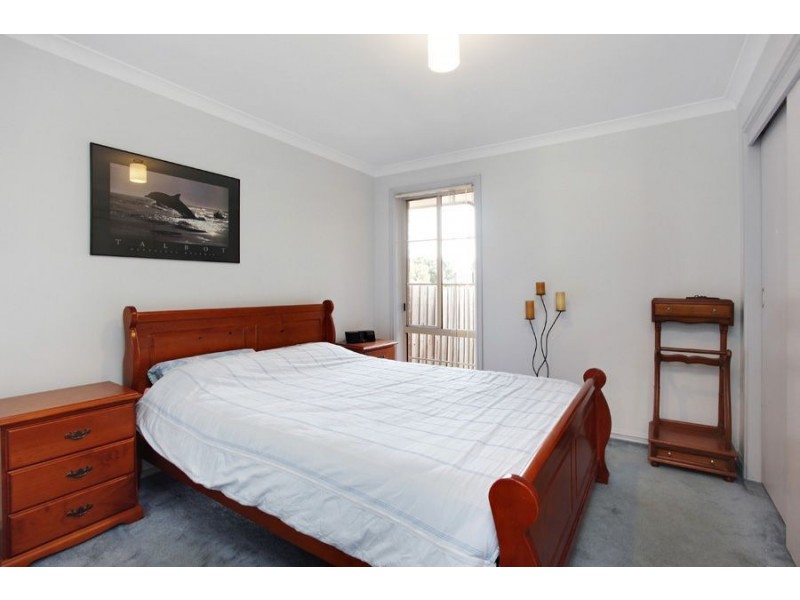 2/15 Newport Road, Clayton South VIC 3169