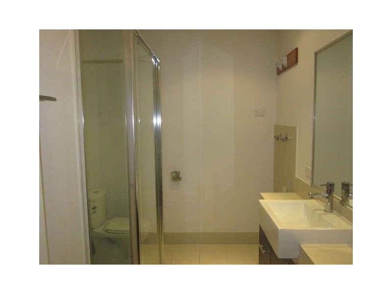 15/28 Burton Avenue, Clayton VIC 3168