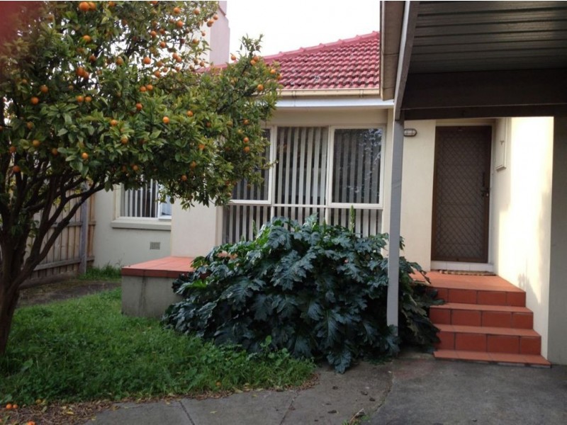 1/1849 Dandenong Road, Clayton VIC 3168