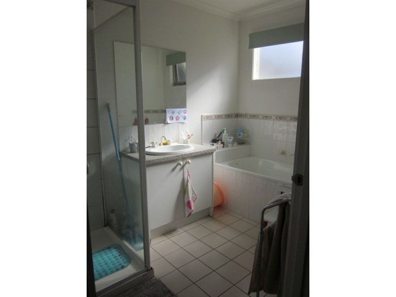 56 Kings Court, Oakleigh East VIC 3166