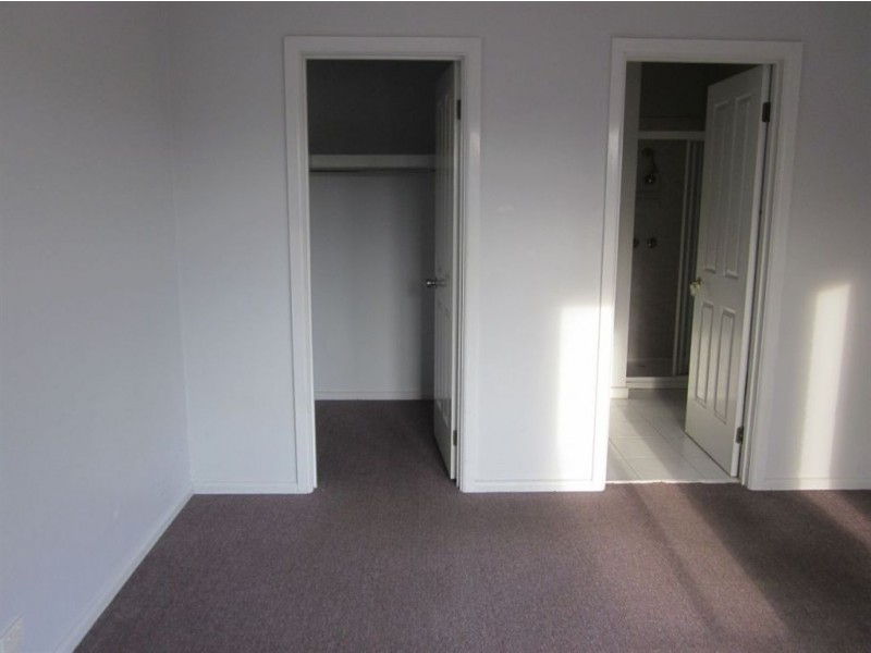 2/118 Kanooka Grove, Clayton VIC 3168