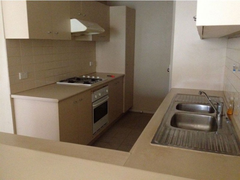 10/13-15 Dixon Street, Clayton VIC 3168