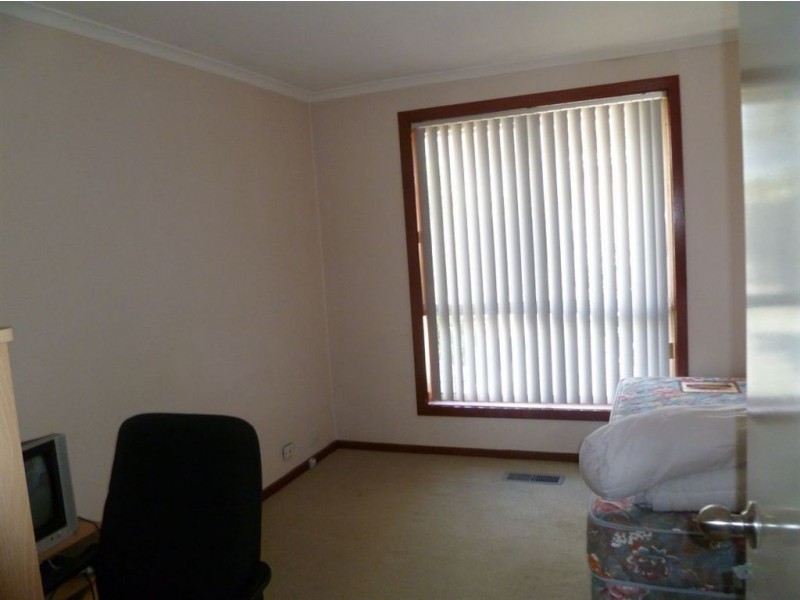 2/3 Beleura Grove, Clayton VIC 3168