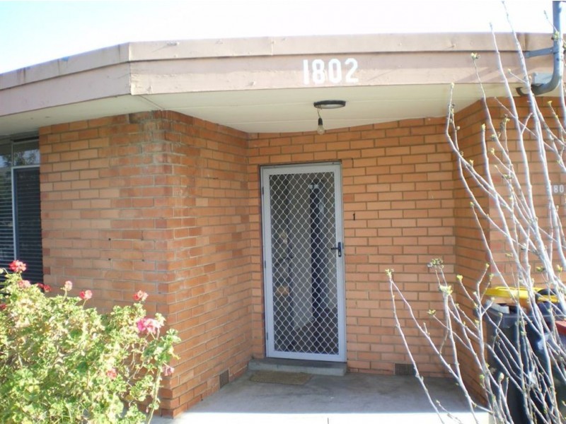 1/1802 Dandenong Road, Clayton VIC 3168