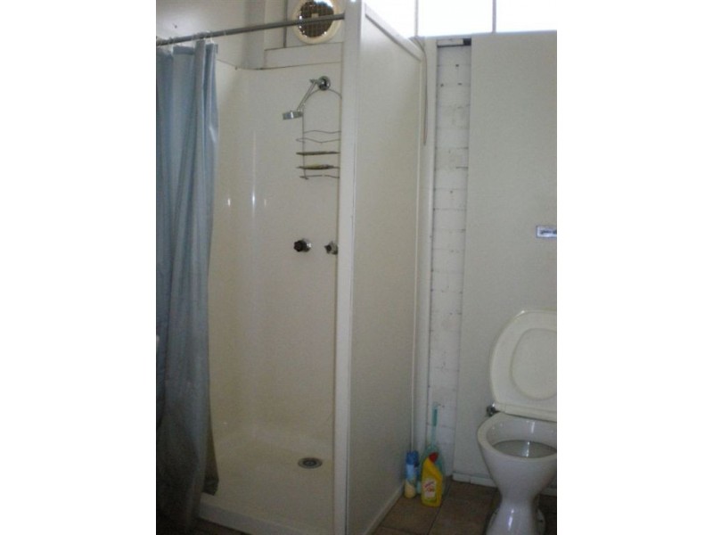 1/1802 Dandenong Road, Clayton VIC 3168