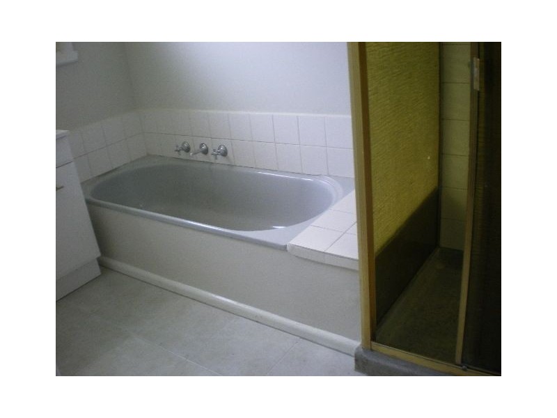 7 Rosebank Avenue, Clayton South VIC 3169