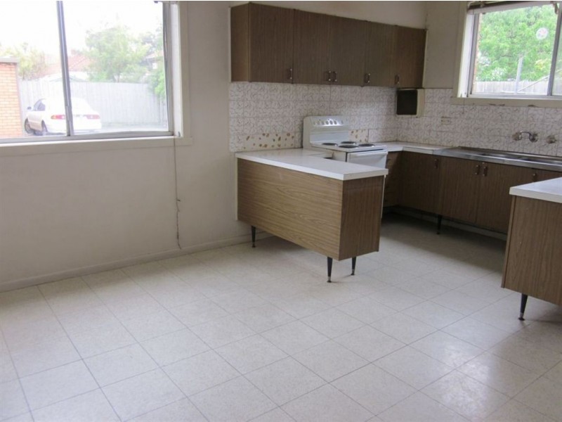 2/9 Rugby Road, Oakleigh VIC 3166