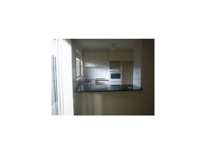 19 Bellevue Drive, Berwick VIC 3806