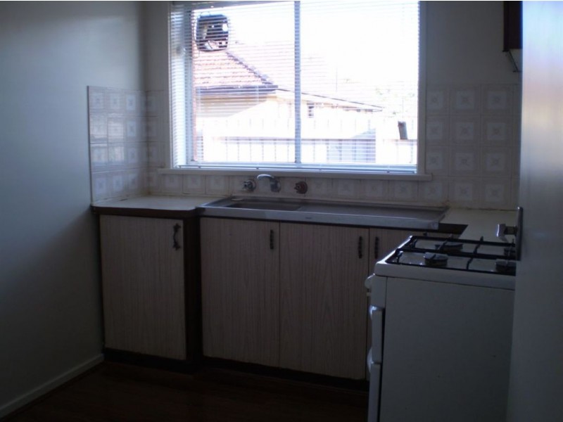 3/7 Burns Avenue, Clayton South VIC 3169