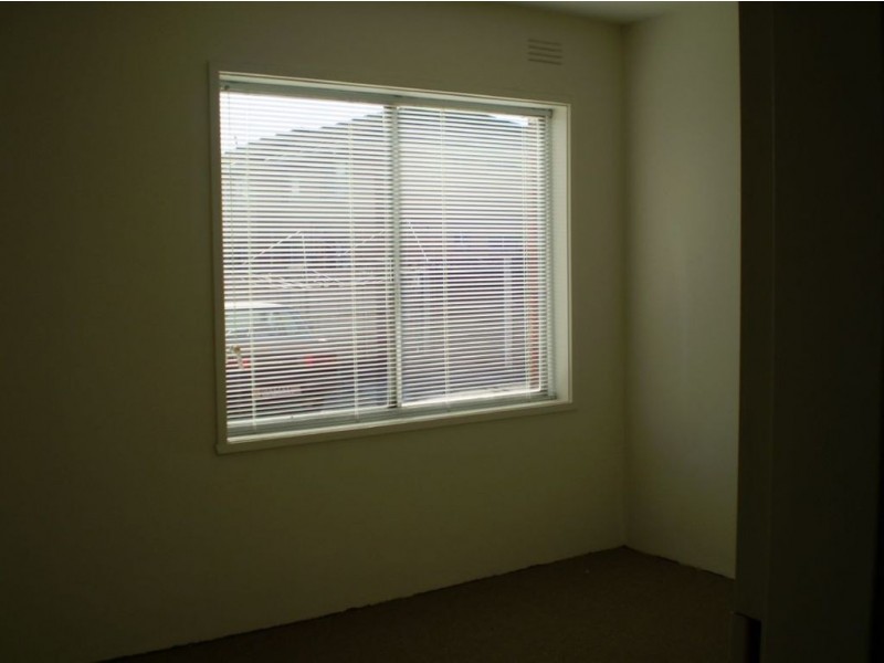 3/7 Burns Avenue, Clayton South VIC 3169