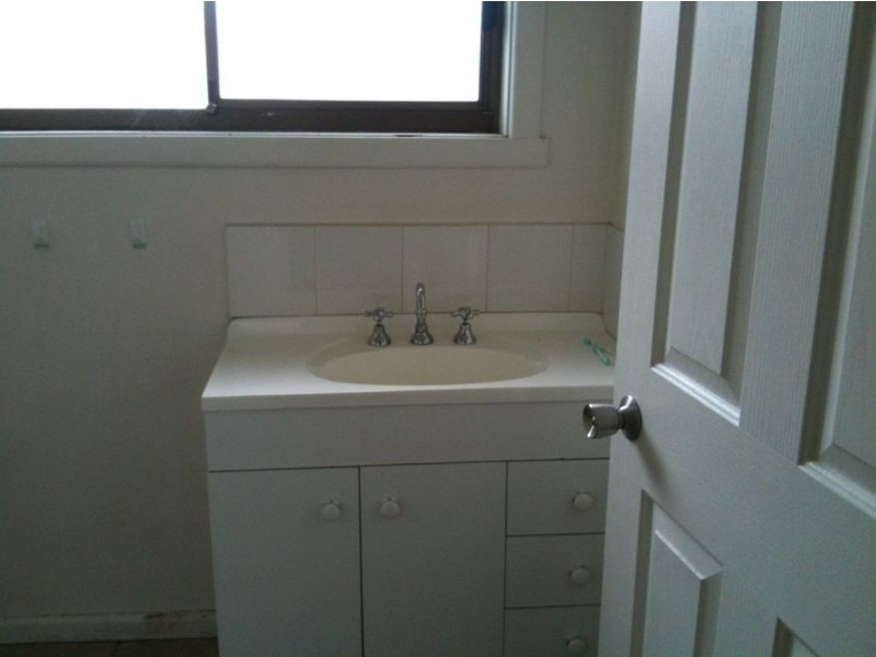 1/27 Cambro Road, Clayton VIC 3168