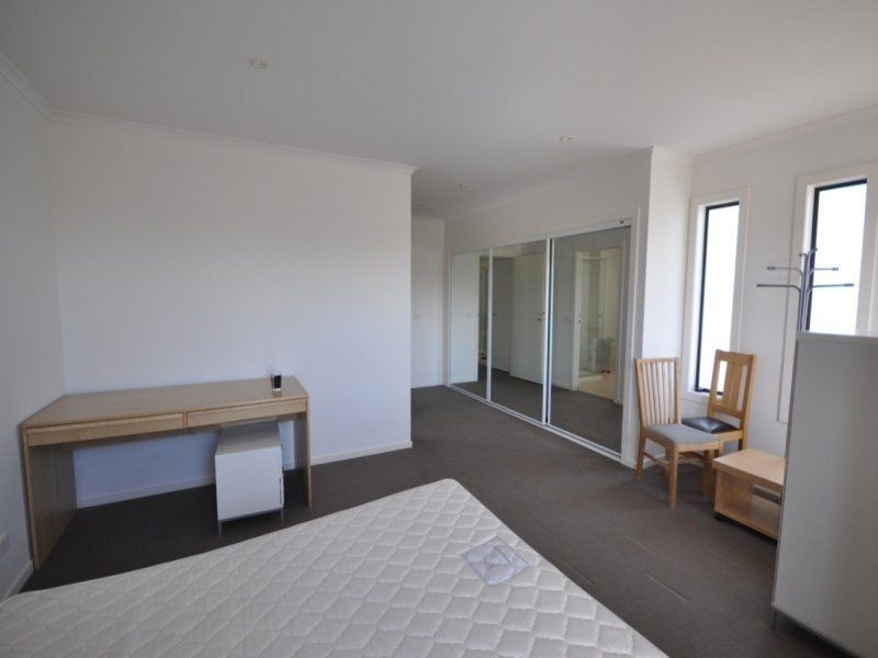 87 Rosebank Avenue, Clayton South VIC 3169