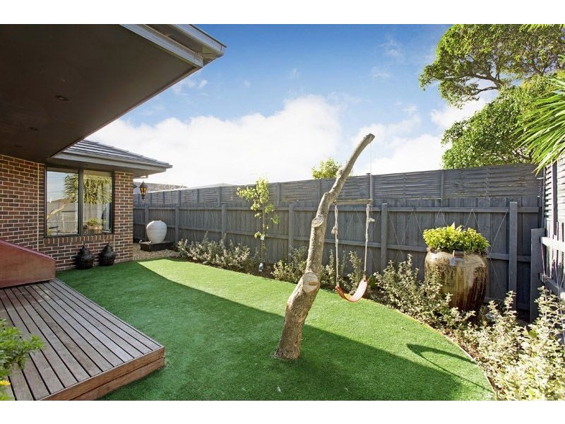 2/54 Eva Street, Clayton VIC 3168