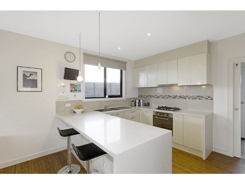 2/54 Eva Street, Clayton VIC 3168