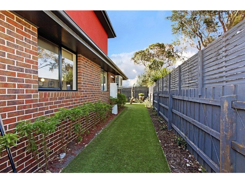 2/54 Eva Street, Clayton VIC 3168