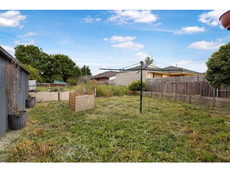 33 Kionga Street, Clayton VIC 3168