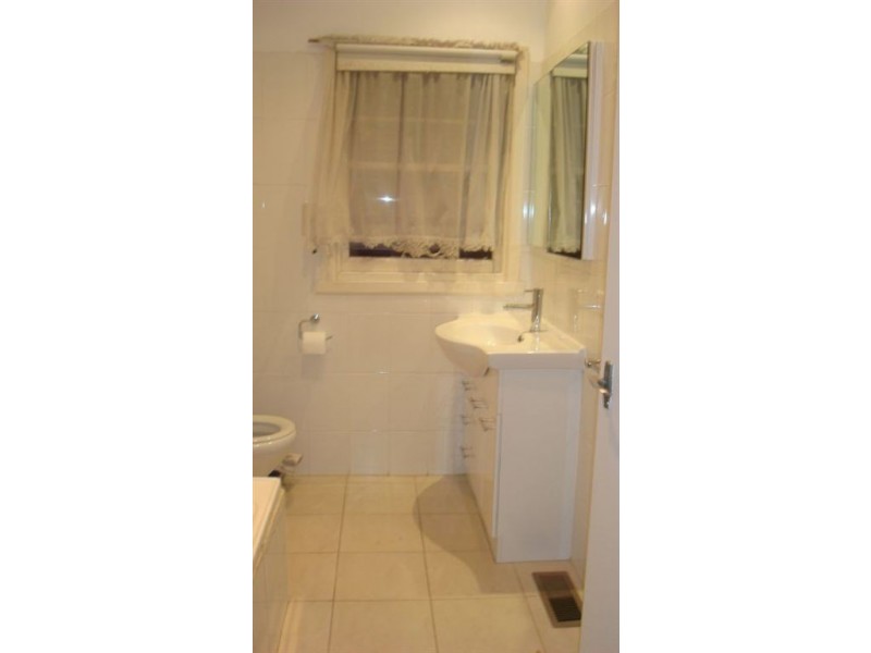 1/1081 North Road, Hughesdale VIC 3166