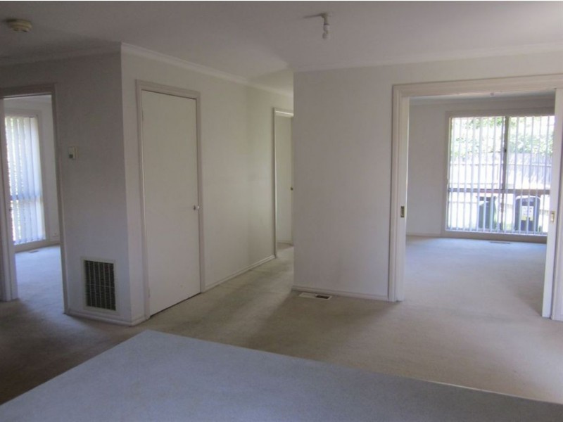 1/8 Irwin Street, Clayton VIC 3168