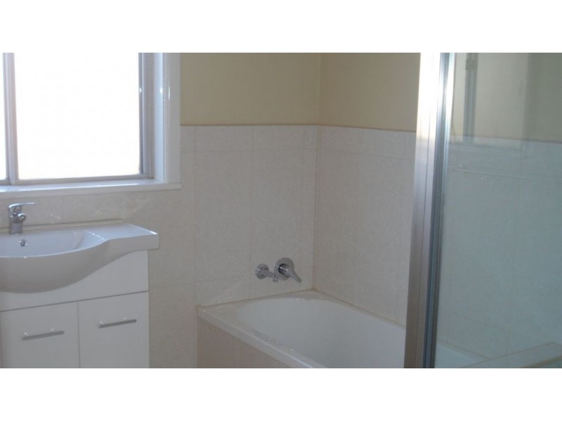 1/10 wright Street, Clayton VIC 3168