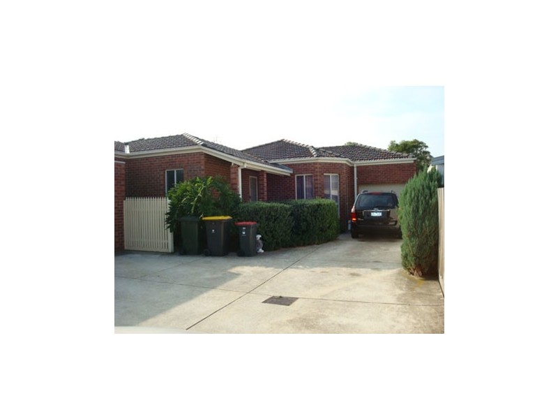 2/118 Kanooka Grove, Clayton VIC 3168
