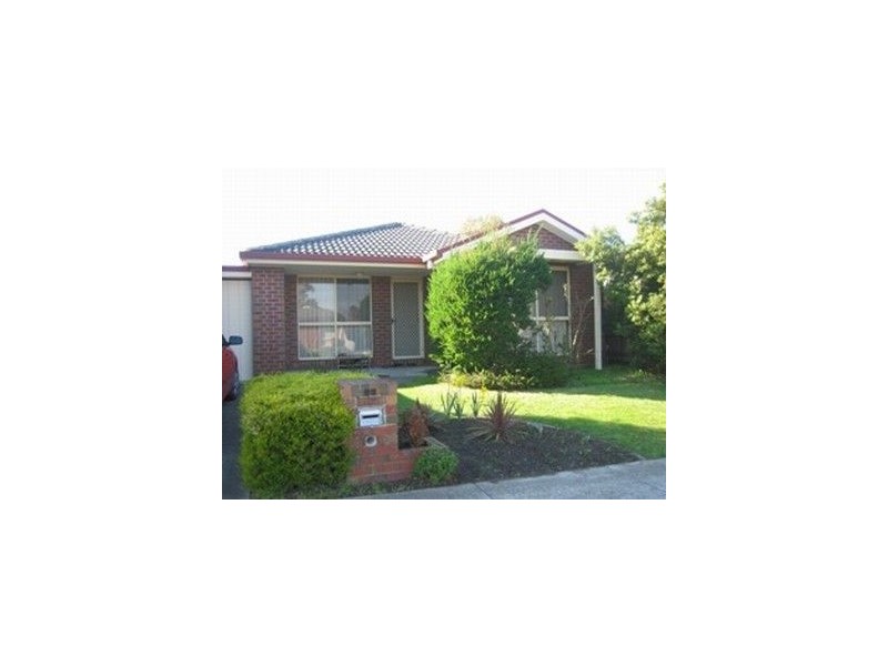 22 Euroa Avenue, Berwick VIC 3806